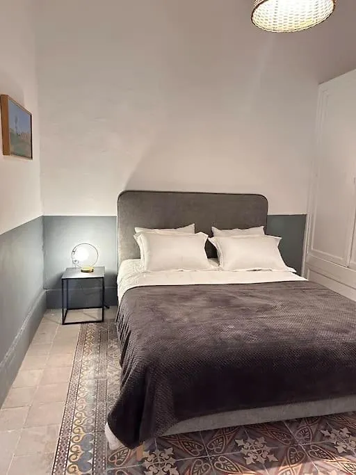 Appartement Renove En Plein Centre Historique Tunis